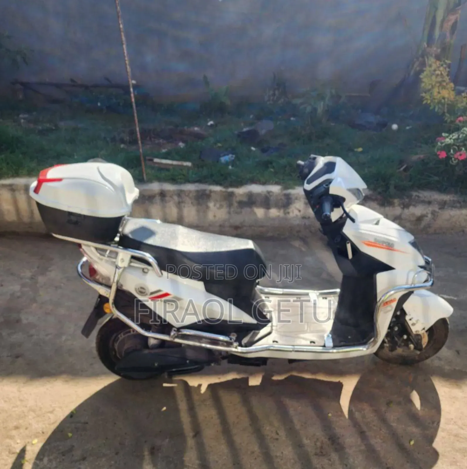 Motorcycle 2022 White