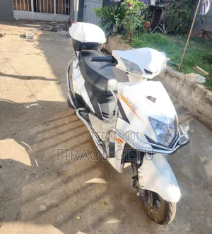 Motorcycle 2022 White