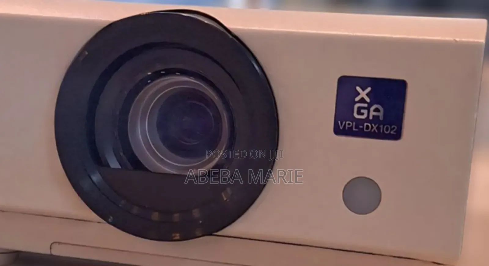 Brand New Sony VPL-Dx102 Projector