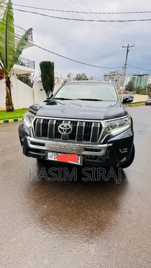 Photo - Toyota Land Cruiser Prado 3.0 172hp 2020 Gray