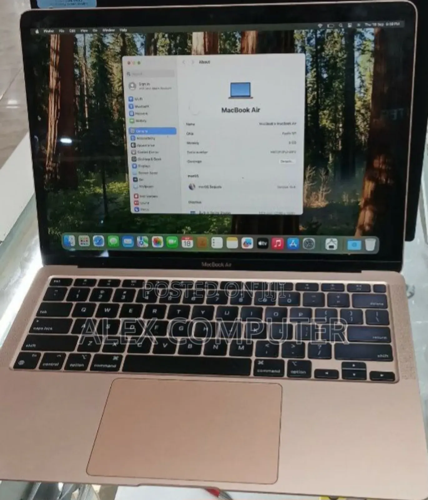 New Laptop Apple MacBook Air 2020 M1 8GB Apple M1 SSD 256GB