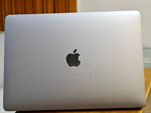 New Laptop Apple MacBook Pro 2020 8GB Intel Core I5 SSD 256GB