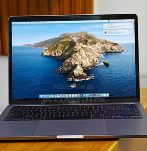 New Laptop Apple MacBook Pro 2020 8GB Intel Core I5 SSD 256GB