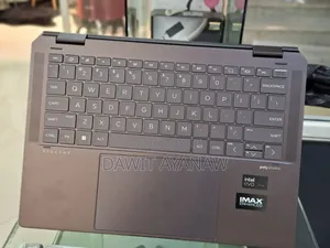 New Laptop HP Spectra 13 16GB Intel Core i5 SSD 1T