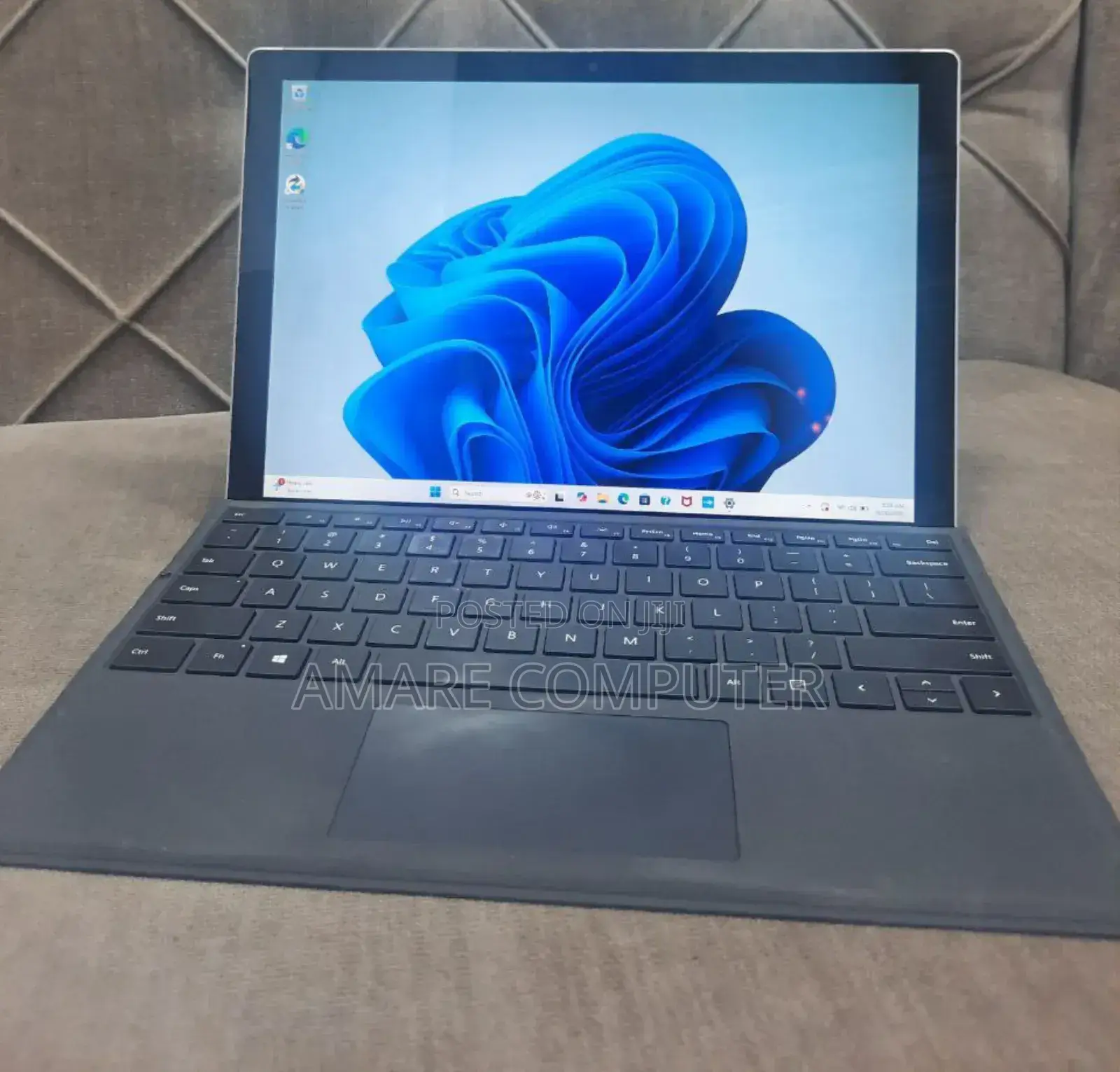 New Laptop Microsoft Surface Pro 5 16GB Intel Core I7 SSD 512GB