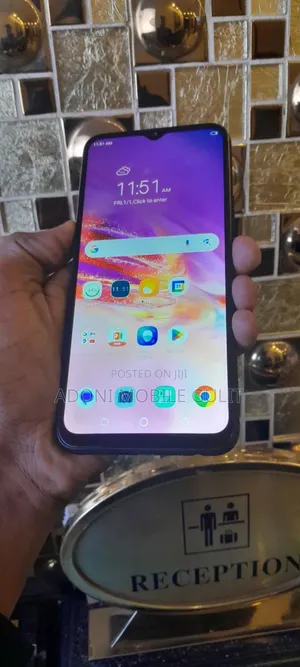 Infinix Hot 8 32 GB Black