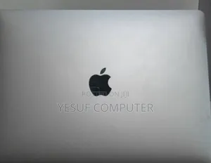 Photo - New Laptop Apple MacBook Pro 2017 8GB Intel Core I5 SSD 128GB