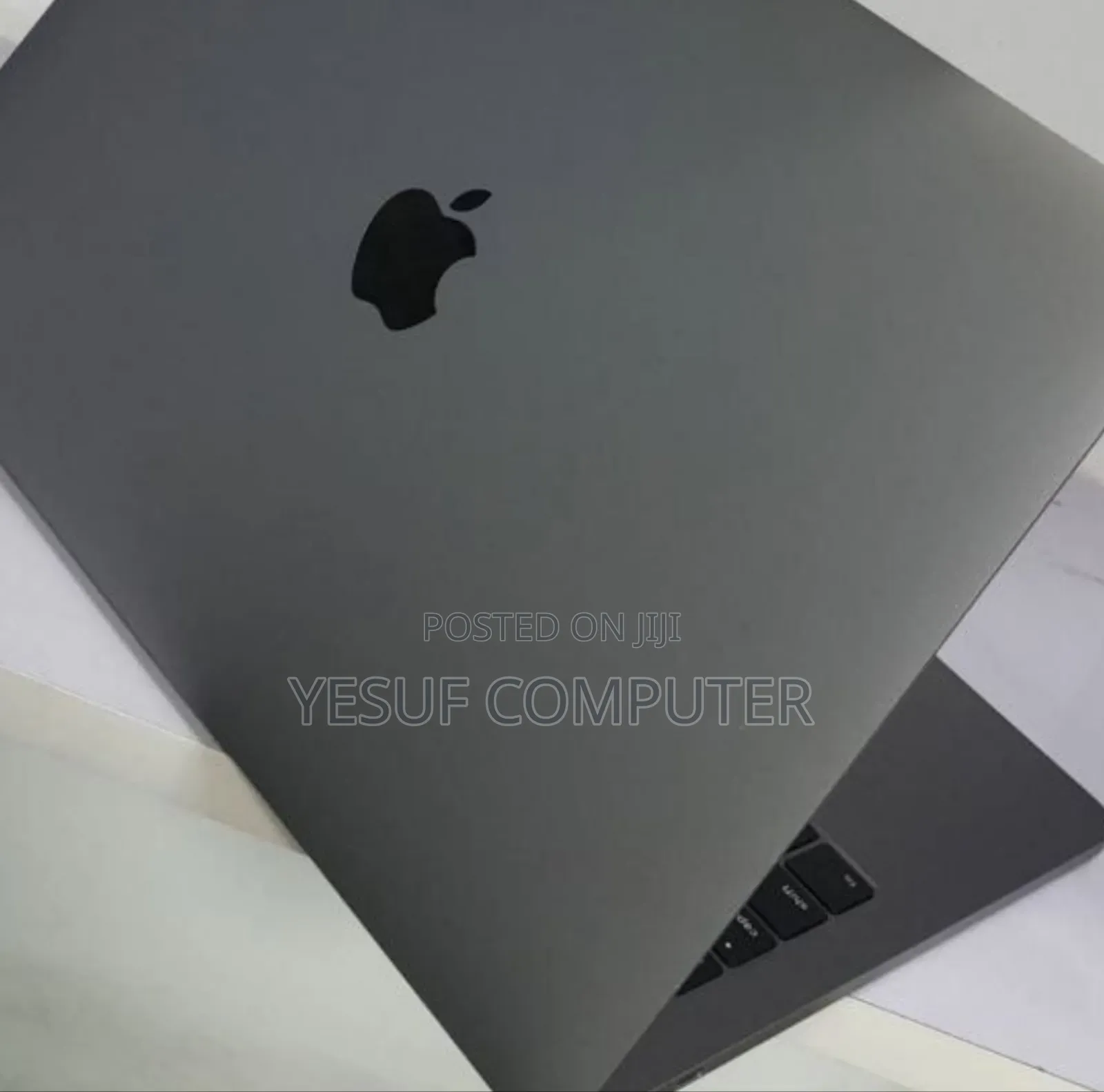 New Laptop Apple MacBook Pro 2017 8GB Intel Core I5 SSD 128GB