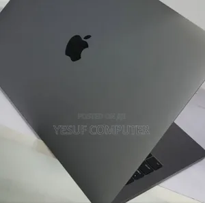 New Laptop Apple MacBook Pro 2017 8GB Intel Core I5 SSD 128GB
