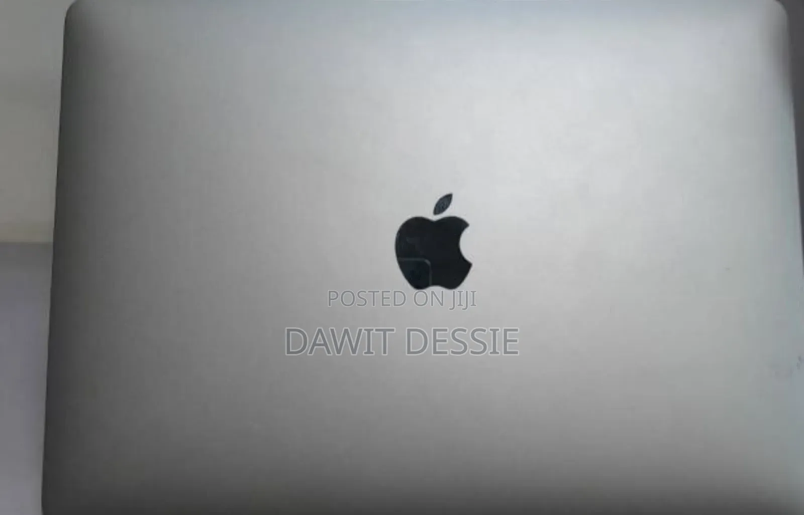 New Laptop Apple MacBook Pro 2017 8GB Intel Core I5 SSD 128GB