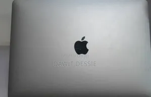 New Laptop Apple MacBook Pro 2017 8GB Intel Core I5 SSD 128GB