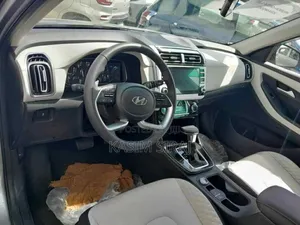 Hyundai Creta 2024 Silver