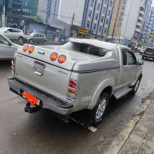 Toyota Hilux 2.5 D-4D 2008 Silver