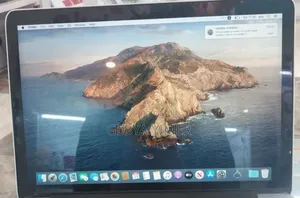 Photo - New Laptop Apple MacBook Pro 16GB Intel Core i5 SSD 512GB