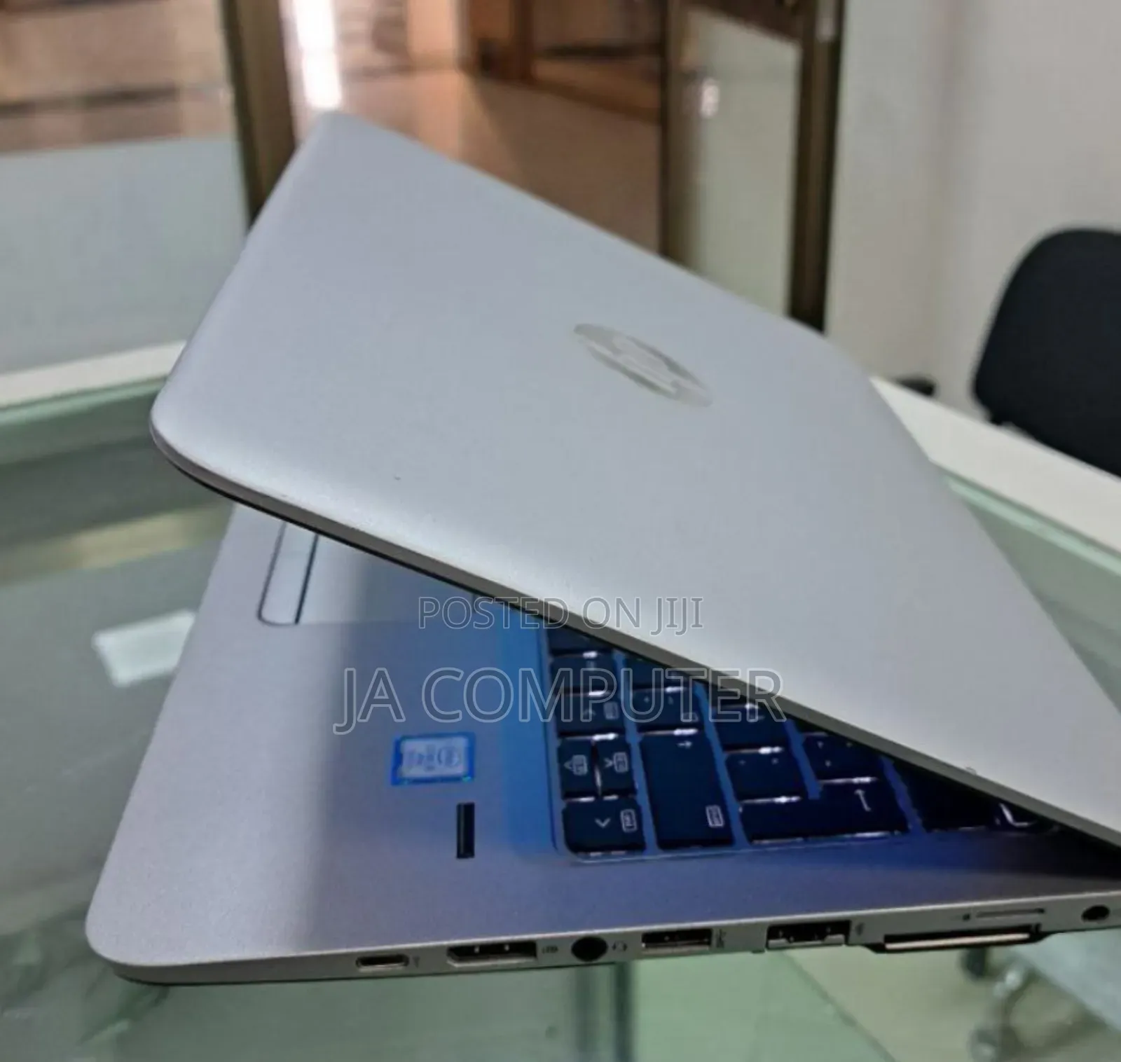 New Laptop HP EliteBook 820 G4 8GB Intel Core I5 SSD 512GB