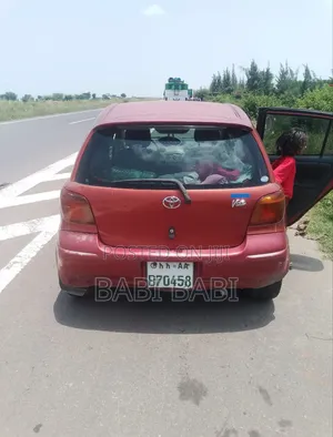 Toyota Vitz 2002 Burgundy