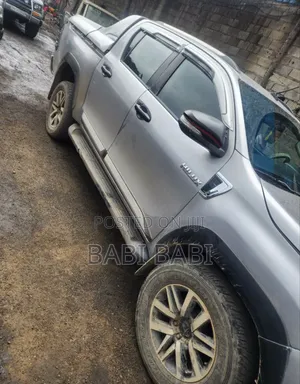 Toyota Hilux 2017 Silver
