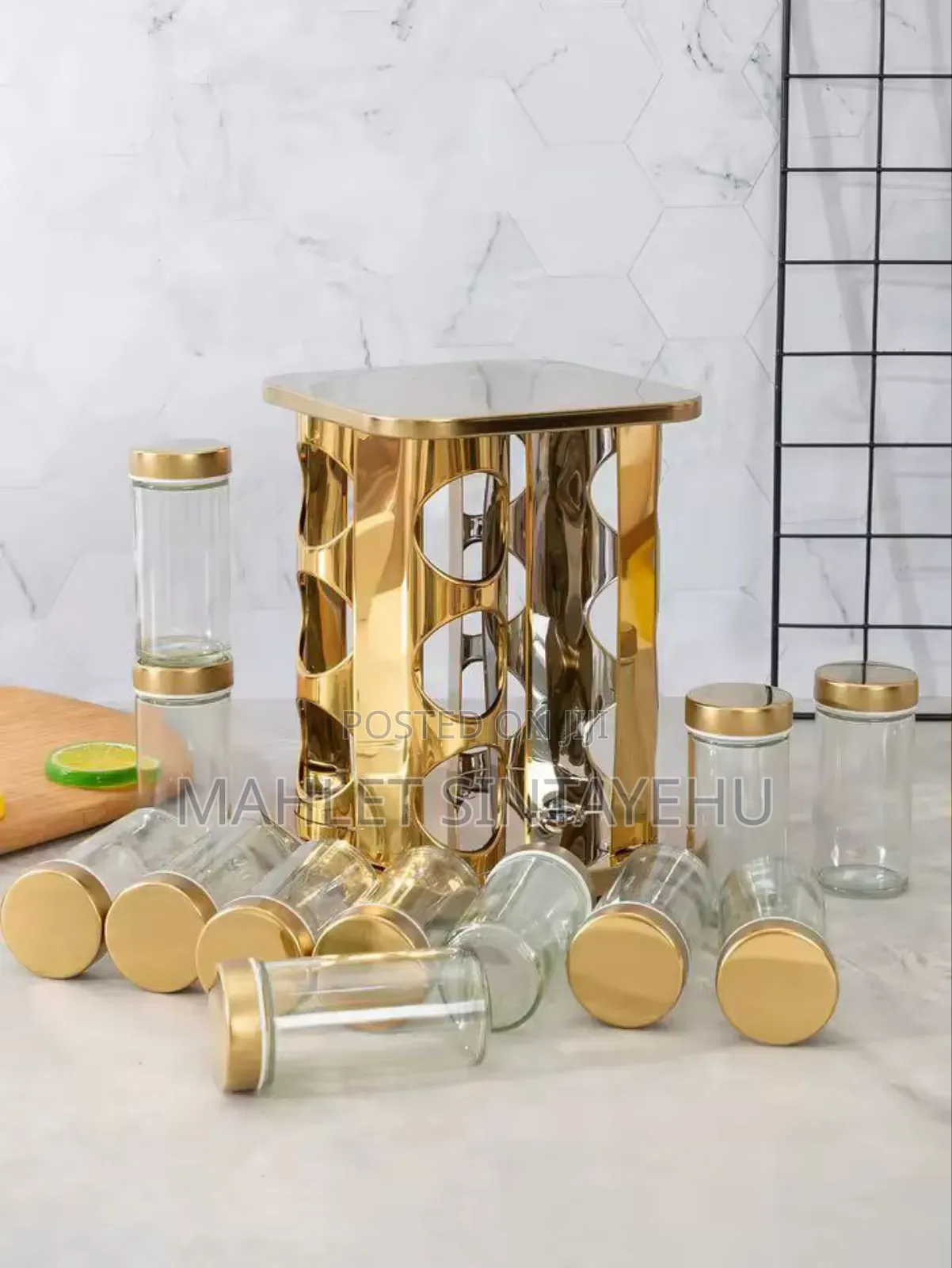 12 Jar Rotating Spice Carousel
