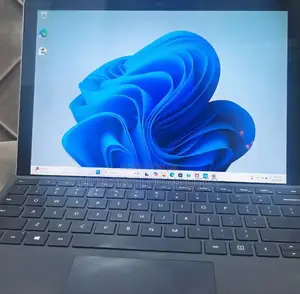 New Laptop Microsoft Surface Pro 5 16GB Intel Core I7 SSD 512GB