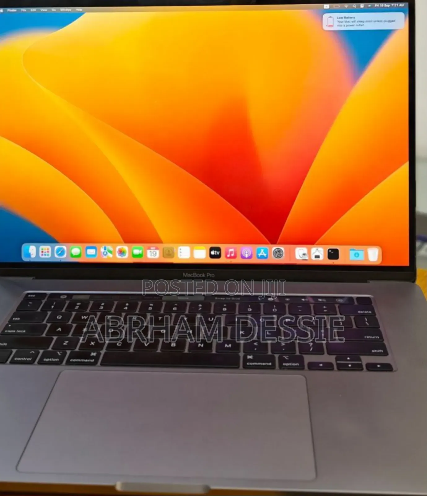 New Laptop Apple MacBook Pro 2019 16GB Intel Core I7 SSD 512GB