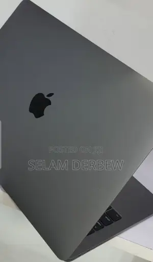 Photo - New Laptop Apple MacBook Pro 2017 8GB Intel Core I5 SSD 128GB