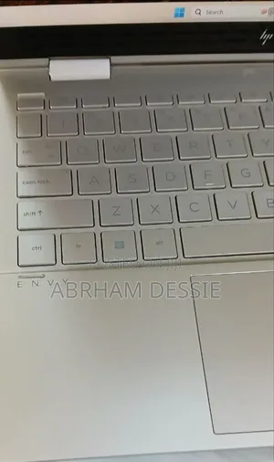 New Laptop HP Envy X360 8GB Intel Core I7 SSD 512GB