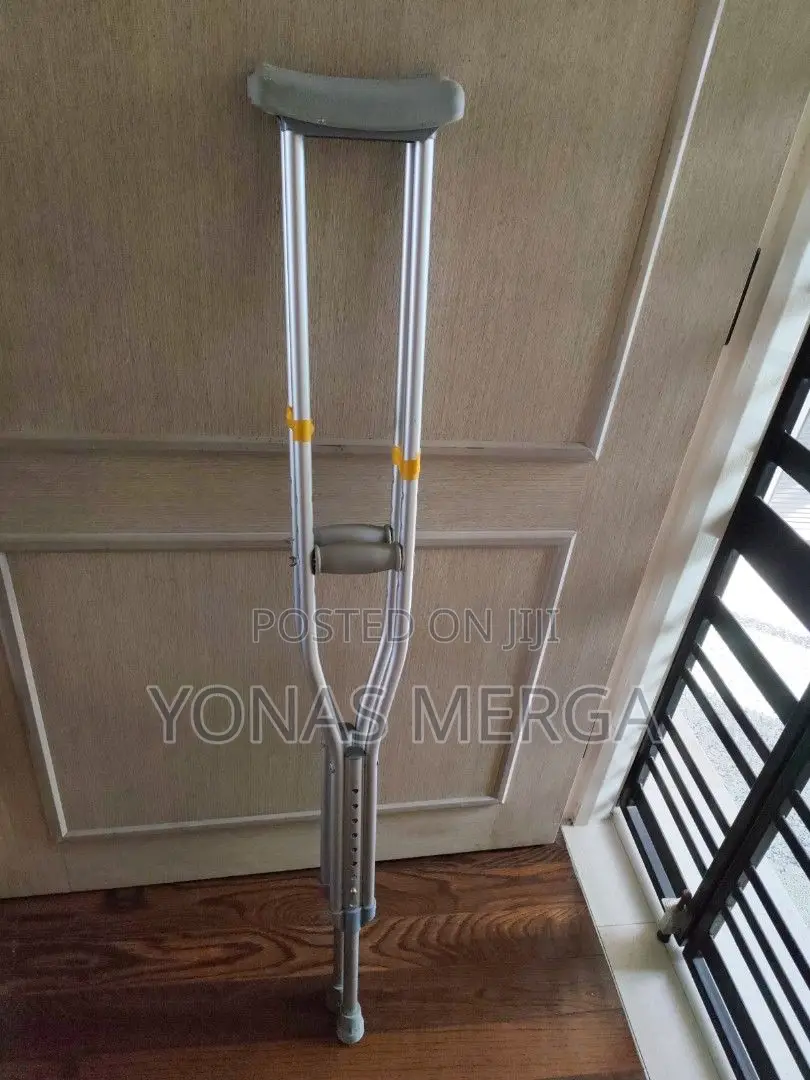 Underarm Crutches咋፳packing Quantity: 1 Pair樽٥crutches Is Very Durable