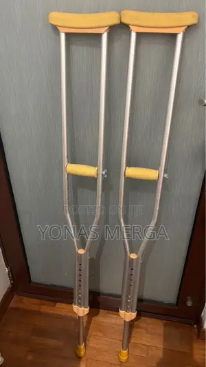Photo - Aluminum Axillary Crutches殲፭heavy Duty Medical Crutches፹喝distributes