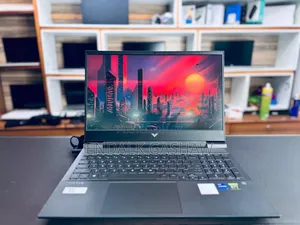 New Laptop HP Victus 16 16GB Intel Core I7 SSD 512GB
