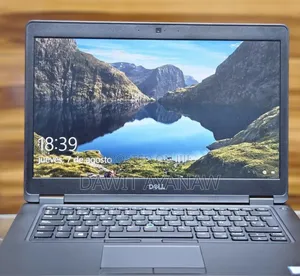 Photo - New Laptop Dell 8GB Intel Core i5 SSD 256GB