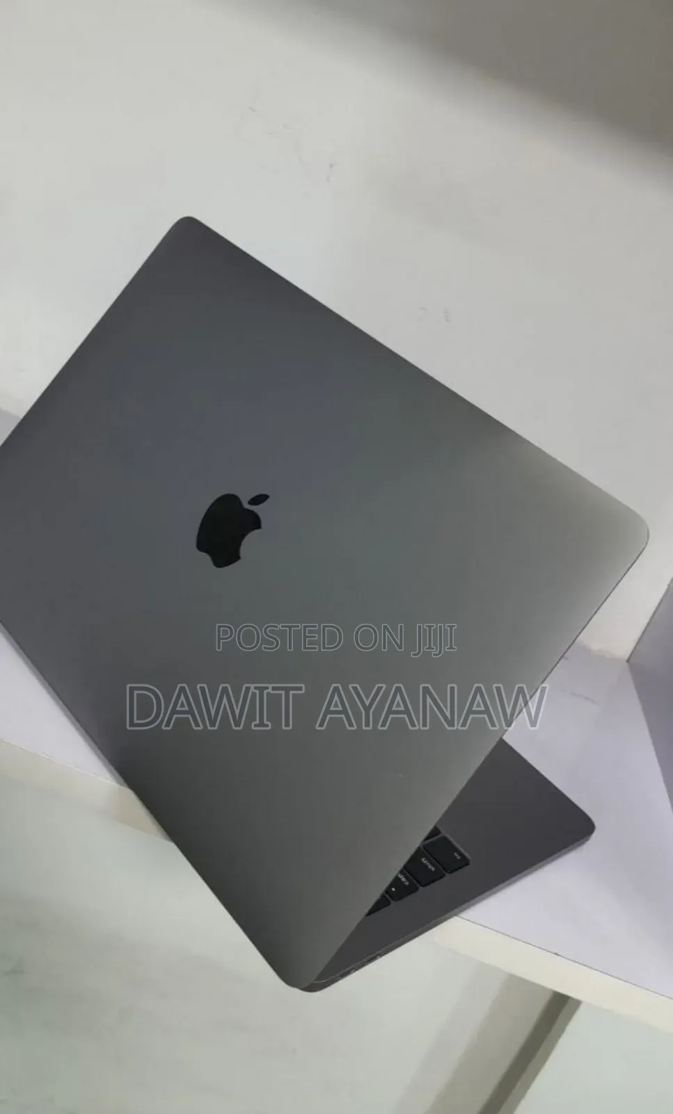 New Laptop Apple MacBook Pro 2017 8GB Intel Core I5 SSD 128GB