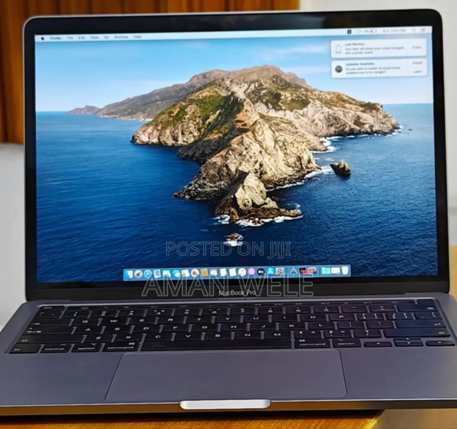 New Laptop Apple MacBook Pro 2020 8GB Intel Core I5 SSD 256GB