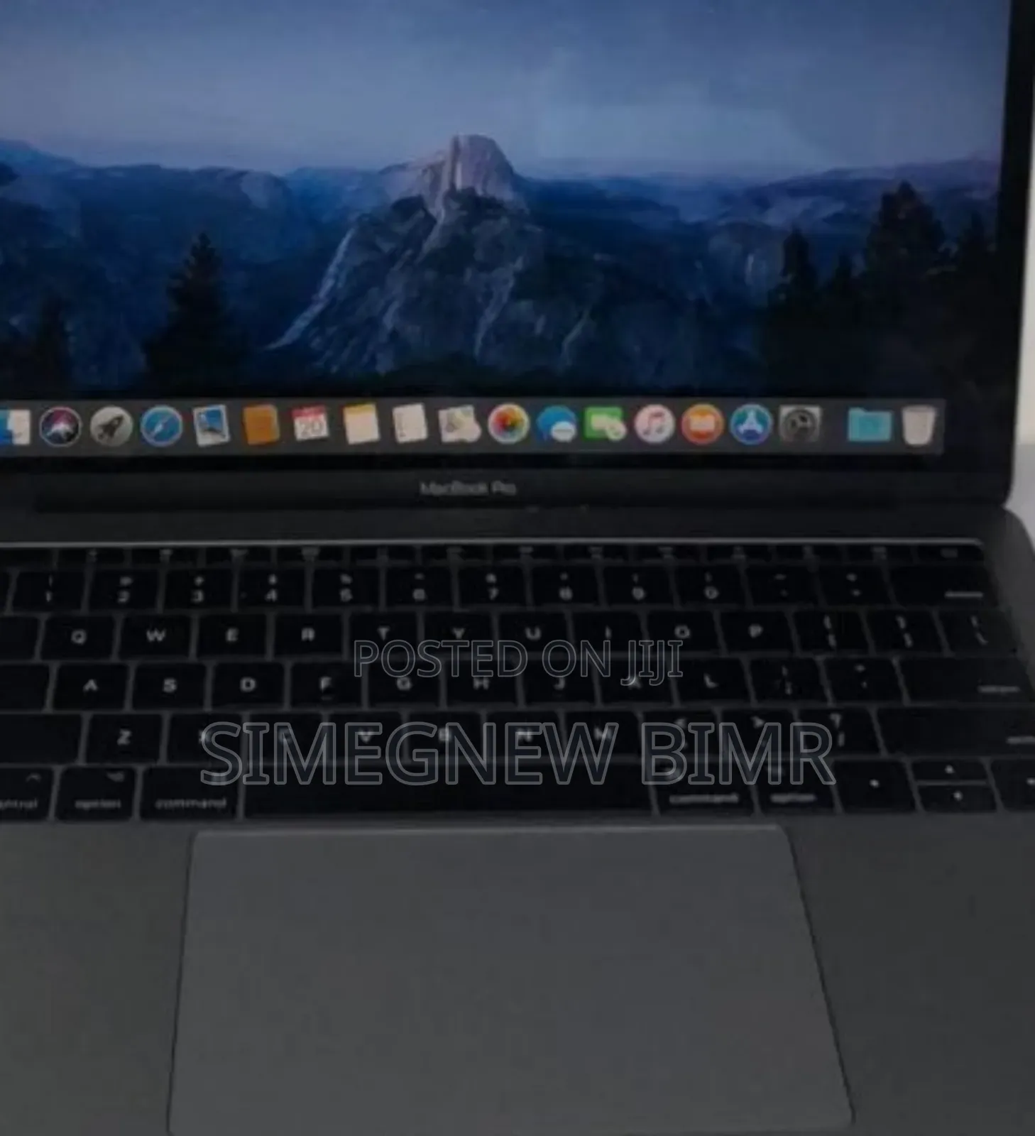 New Laptop Apple MacBook Pro 2017 8GB Intel Core I5 SSD 128GB