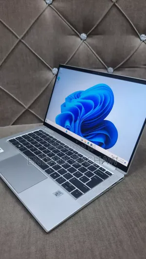 New Laptop HP EliteBook 1030 16GB Intel Core I7 SSD 512GB