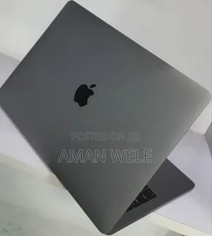 New Laptop Apple MacBook Pro 2017 8GB Intel Core I5 SSD 128GB