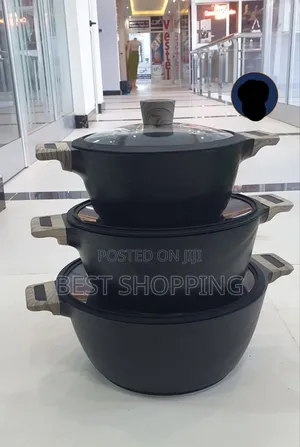 Photo - Momcoc 3 PCS Die-Cast Casserole Set