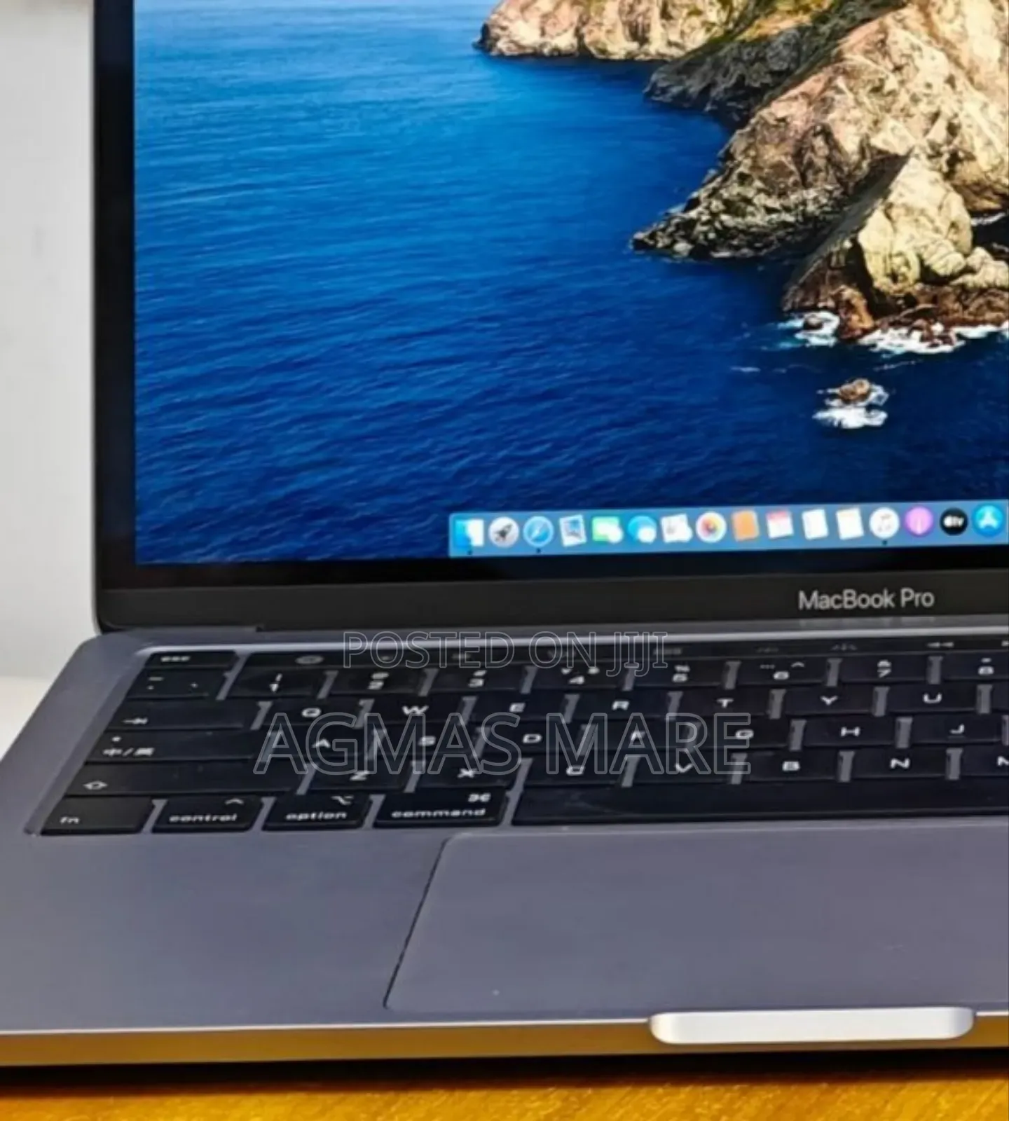 New Laptop Apple MacBook Pro 2020 8GB Intel Core I5 SSD 256GB