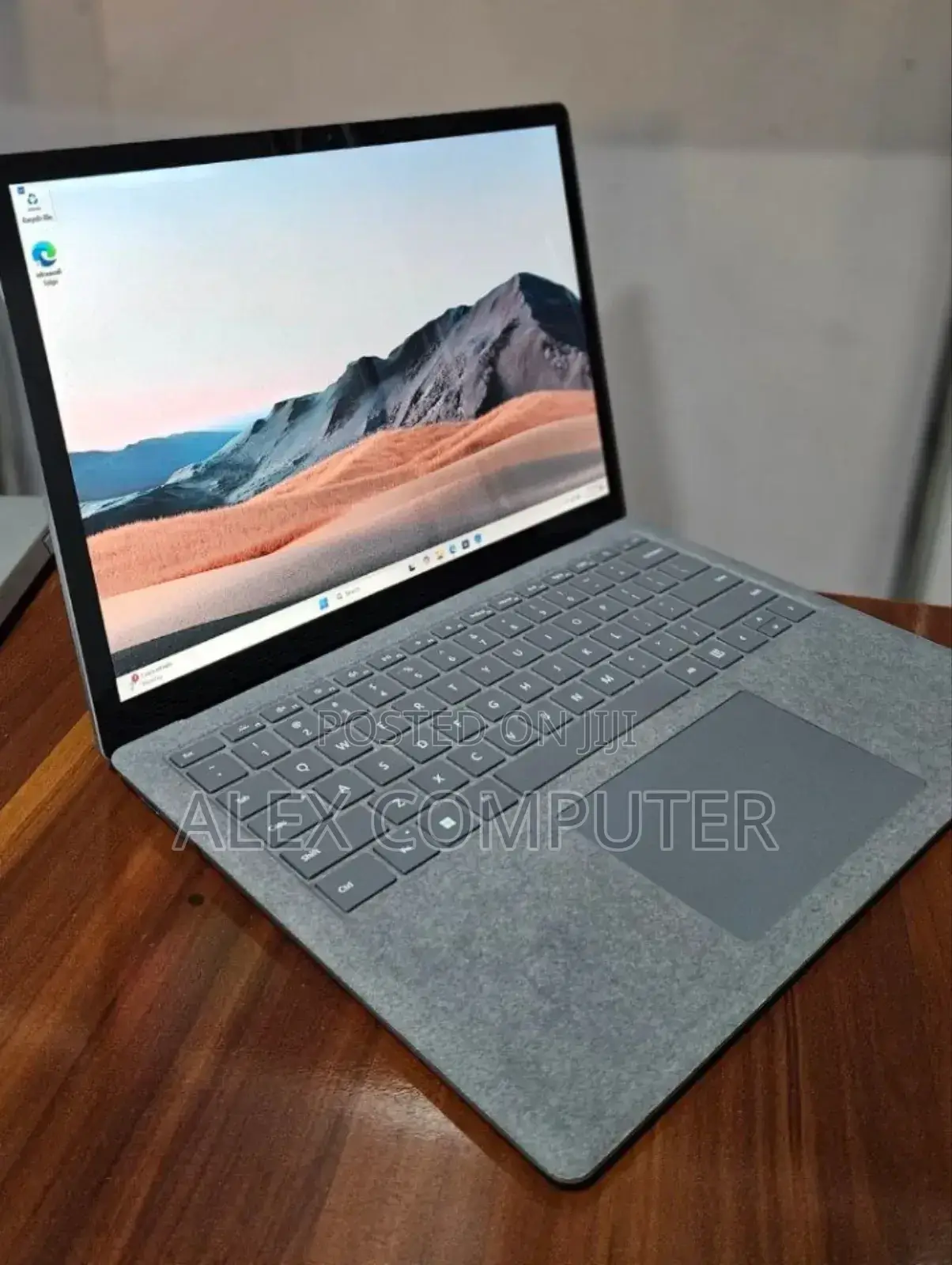 New Laptop Microsoft Surface Laptop 4 16GB Intel Core I7 SSD 512GB