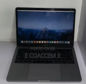 Photo - New Laptop Apple MacBook 8GB Intel Core I5 SSD 128GB
