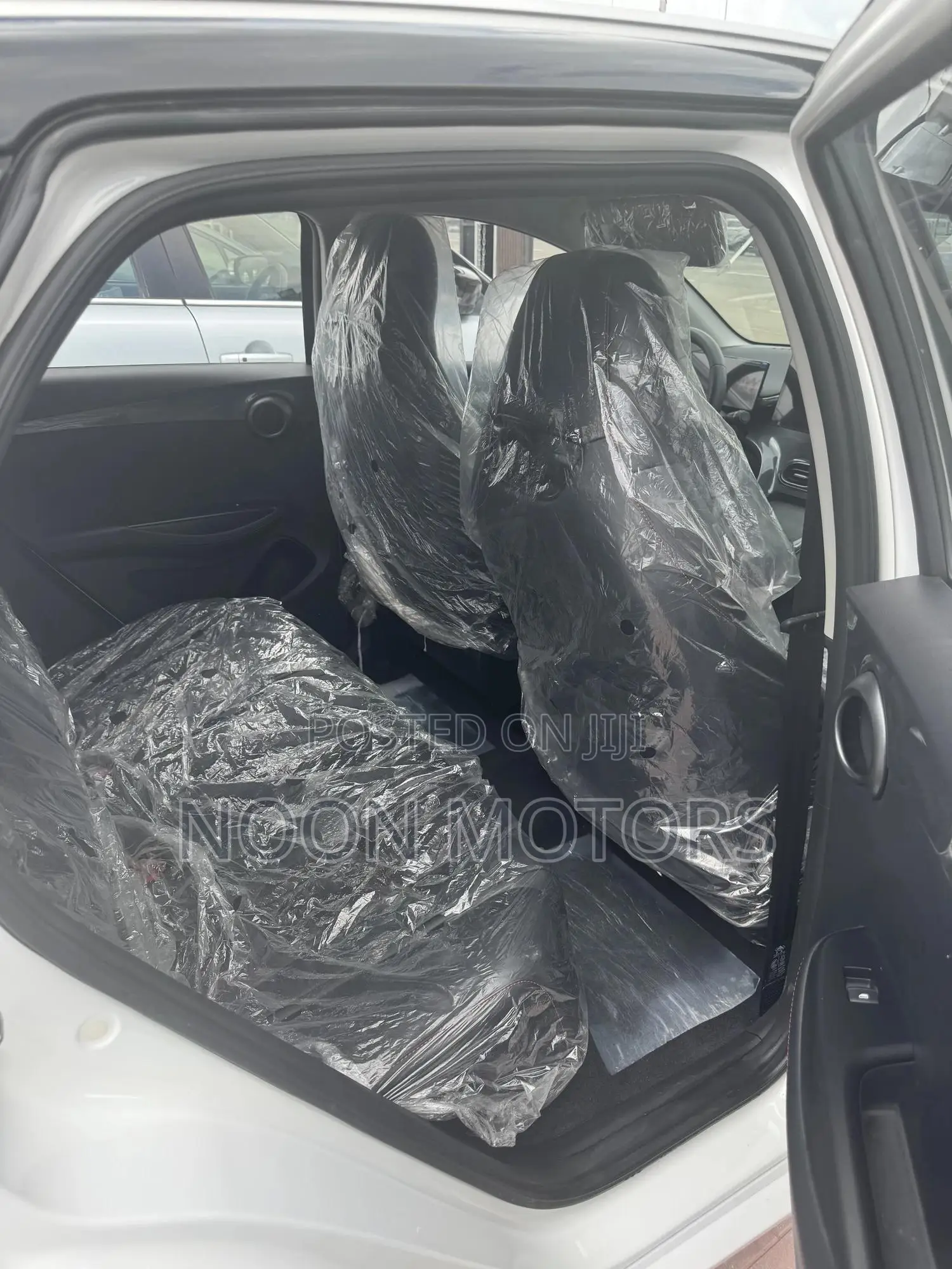 New BYD E2 43 kWh 94 hp FWD 2024 White