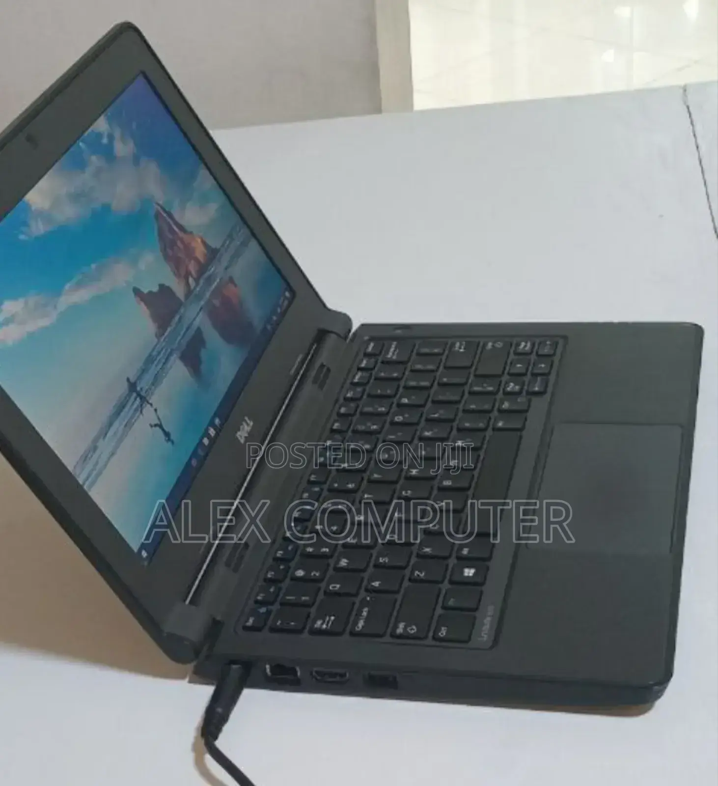 New Laptop Dell Latitude 11 3150 8GB Intel Pentium SSD 128GB