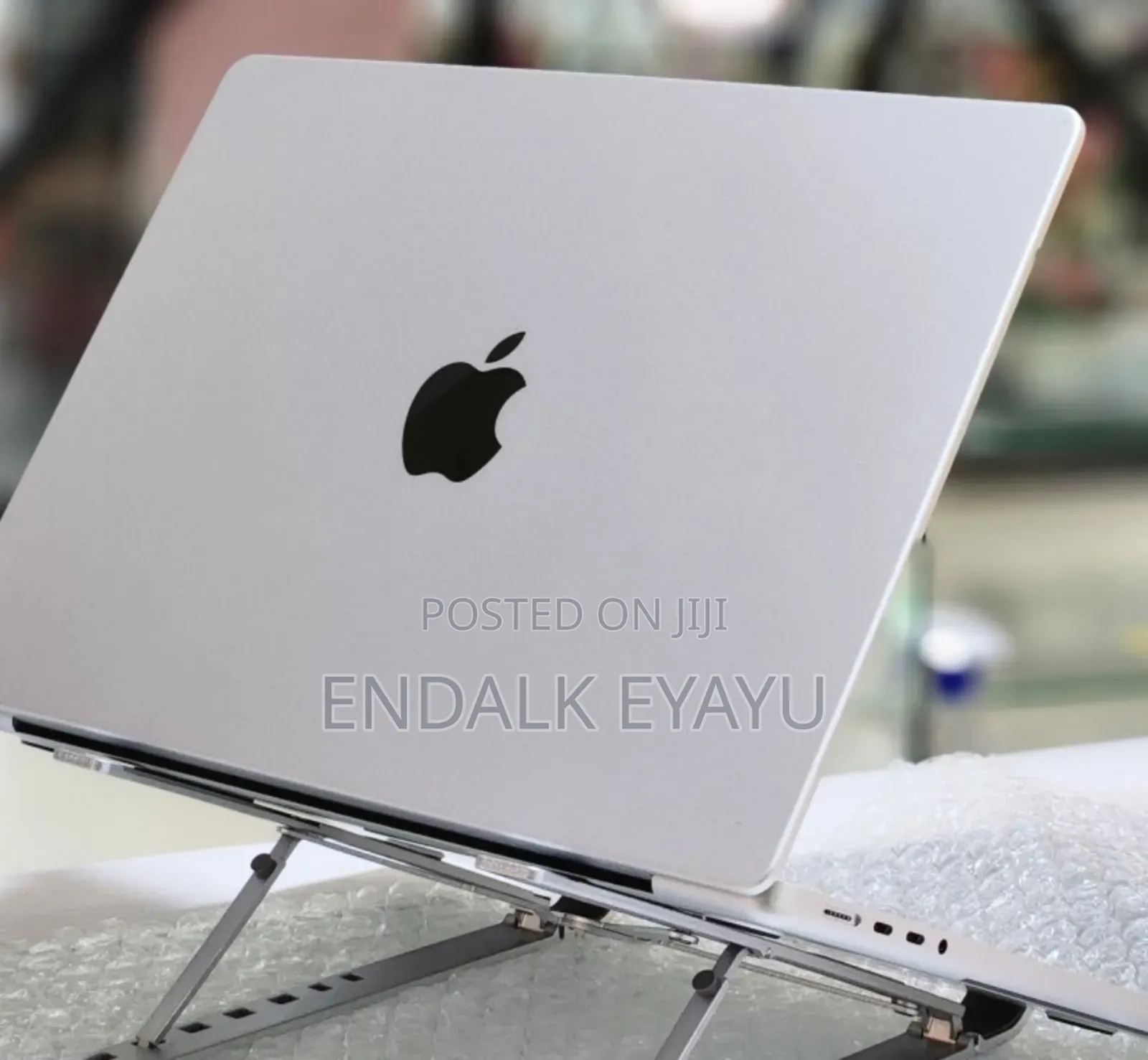 New Laptop Apple MacBook Pro M1 16GB Apple M1 Pro SSD 512GB