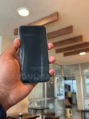 Photo - New Apple iPhone 6 64 GB Silver