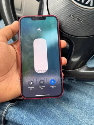 Photo - Apple iPhone 13 128 GB Red