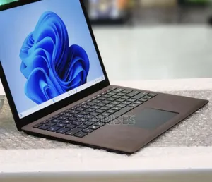 New Laptop Microsoft Surface Laptop 4 16GB Intel Core i7 SSD 512GB