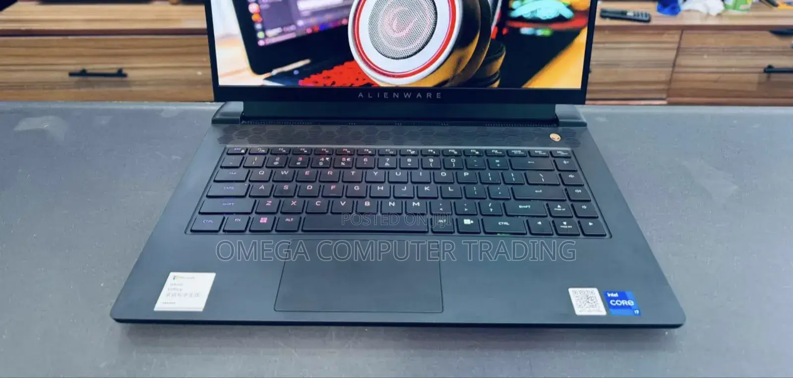 New Laptop Alienware Area-51m 16GB Intel Core i7 SSD 1T