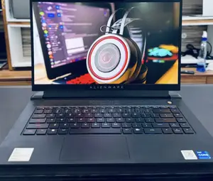New Laptop Alienware Area-51m 16GB Intel Core i7 SSD 1T