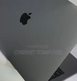 New Laptop Apple MacBook Pro 2017 8GB Intel Core I5 SSD 128GB