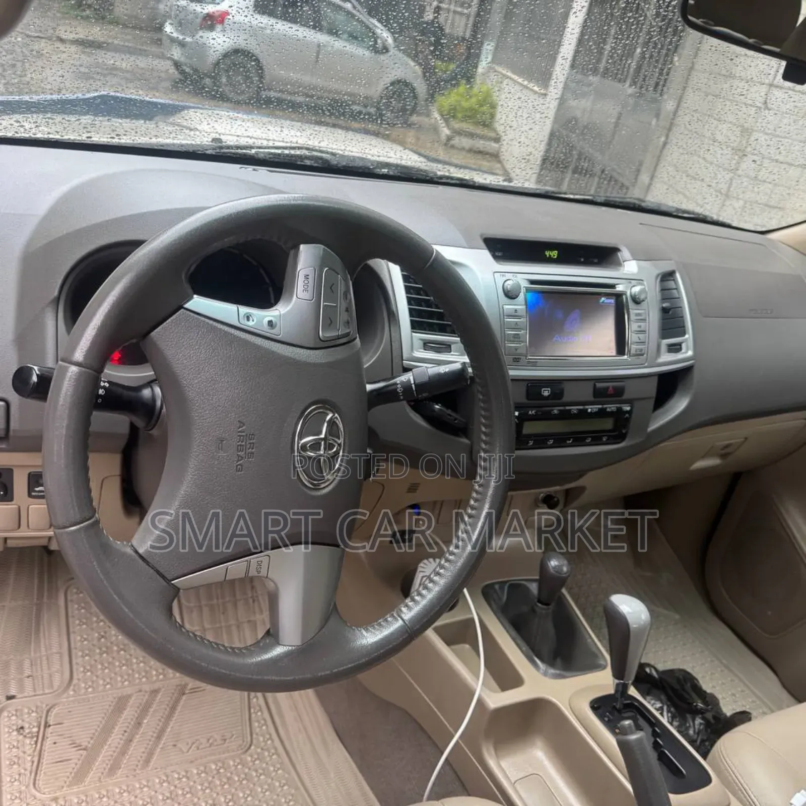 Toyota Hilux 2015 Gray