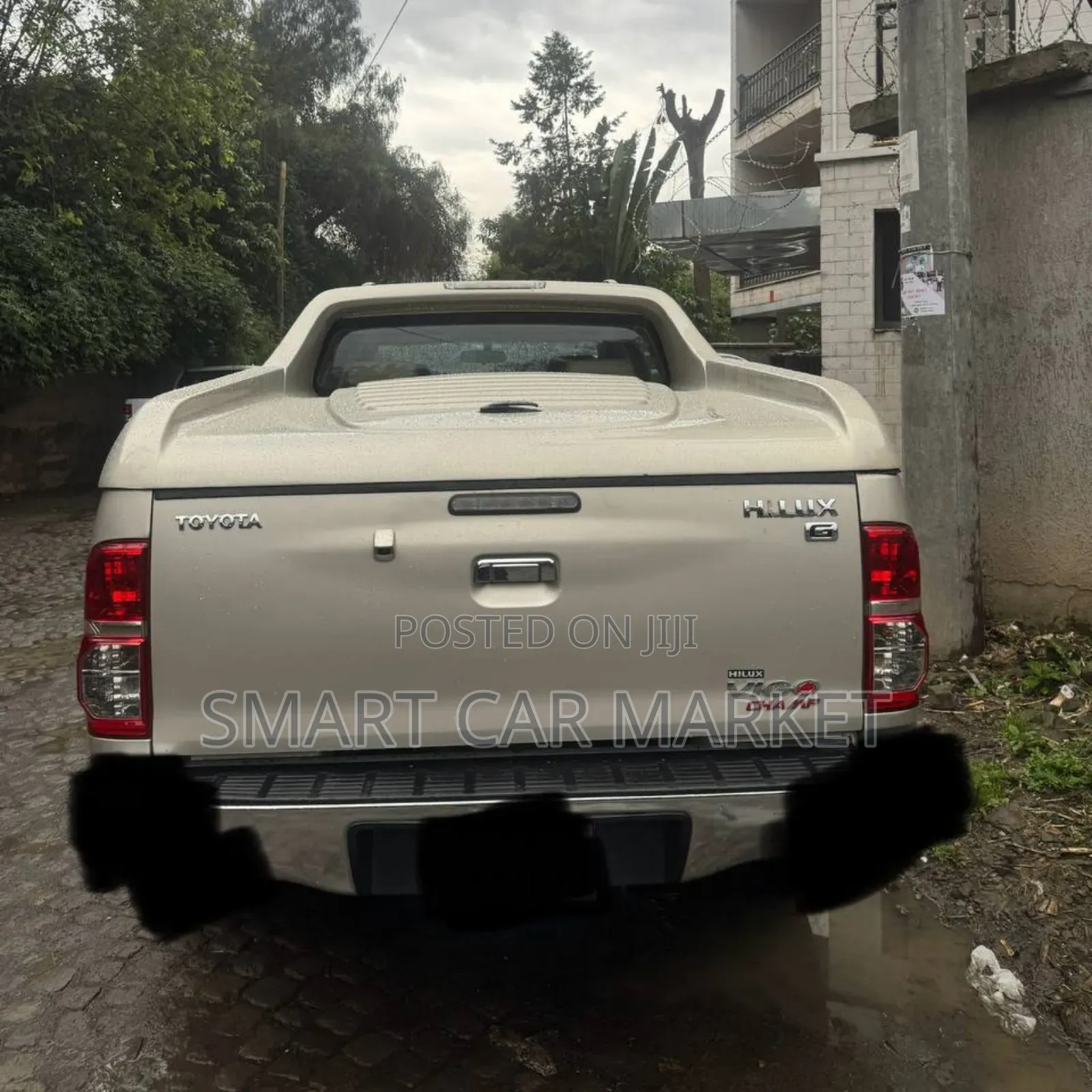 Toyota Hilux 2015 Gray